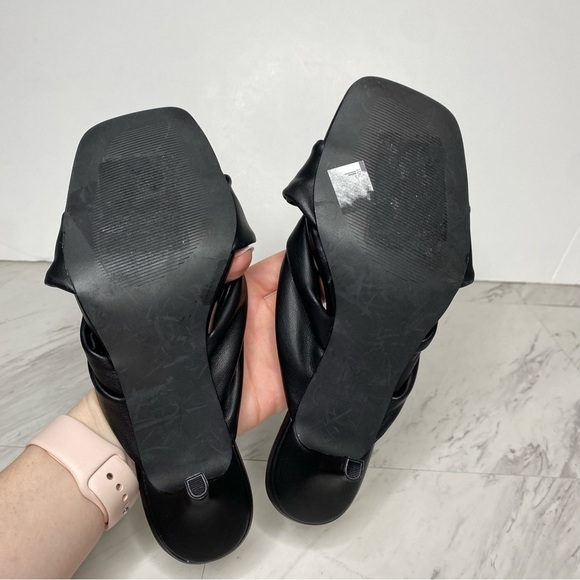 Steve Madden Athena Black Faux Leather Heeled Sandal 7M - Picture 13 of 14